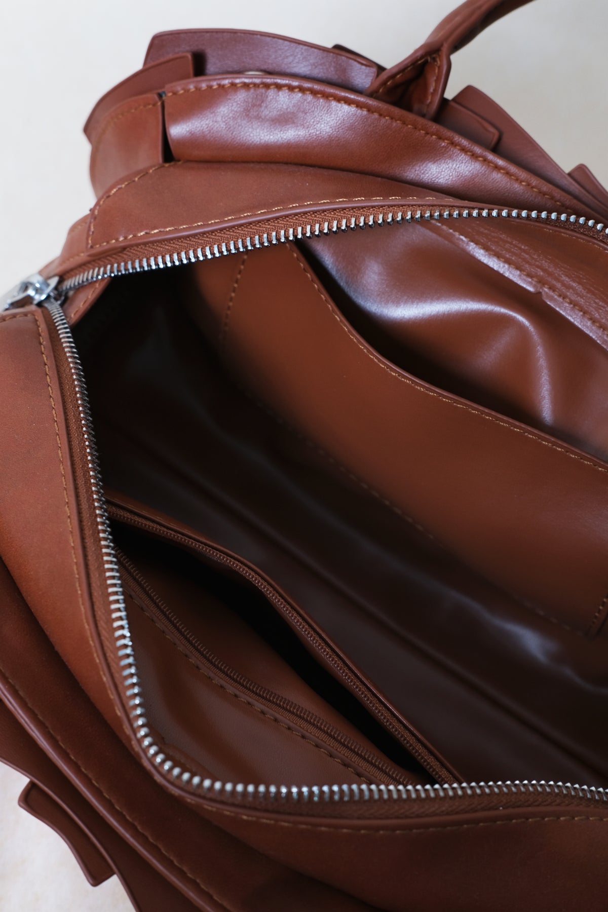 Artisan Lotus Grace Bag - Chestnut