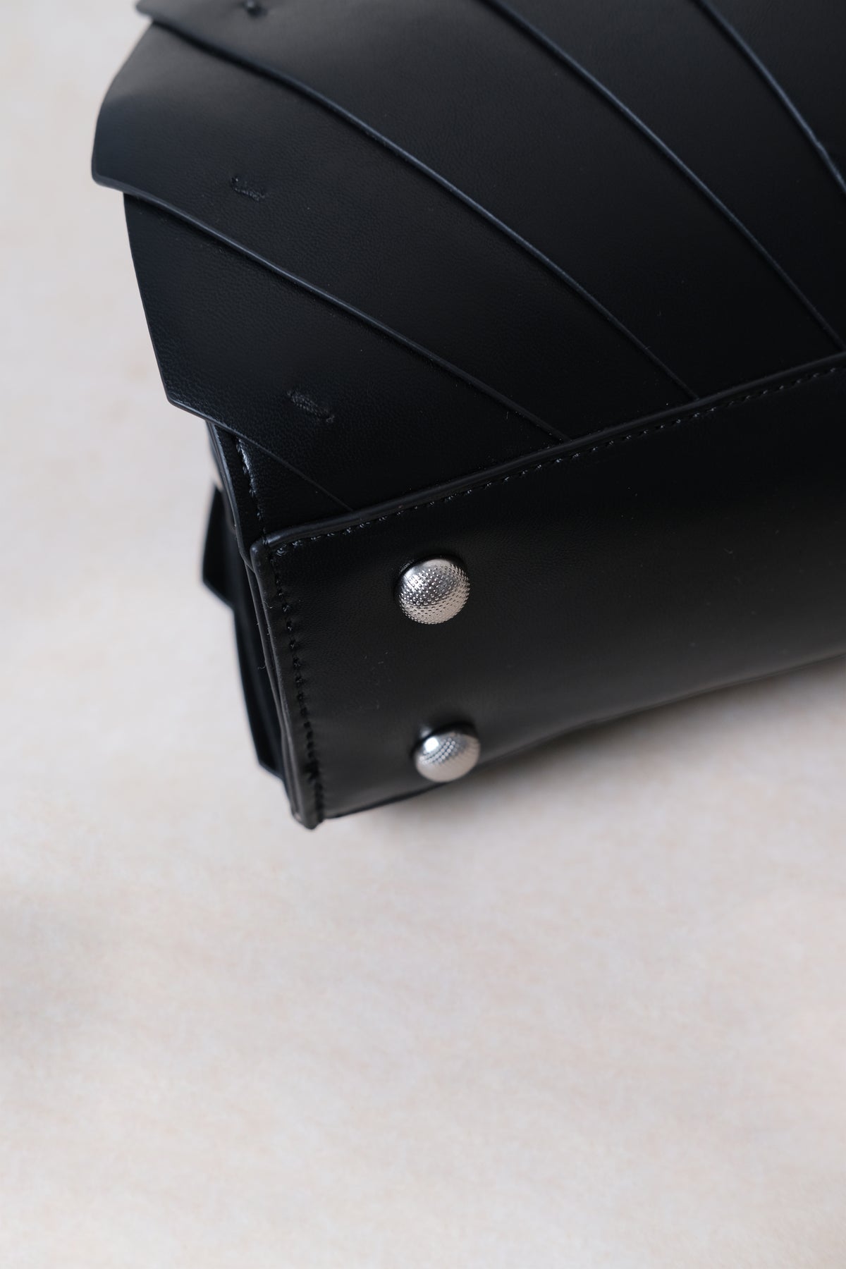 Artisan Lotus Grace Bag - Classic Black