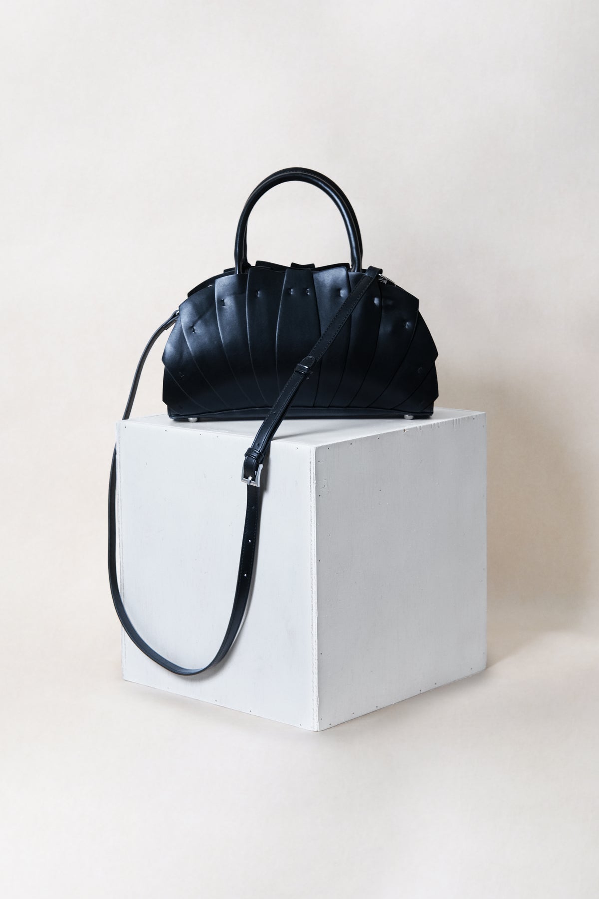 Artisan Lotus Grace Bag - Classic Black