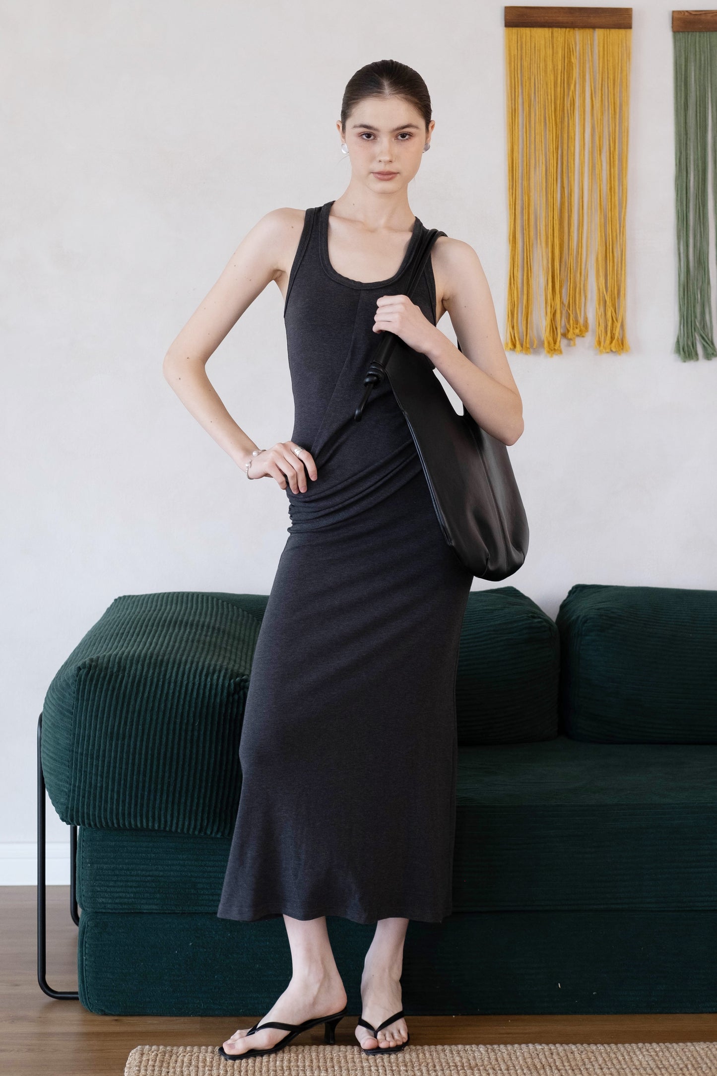 The Véra Essential - Classic Black