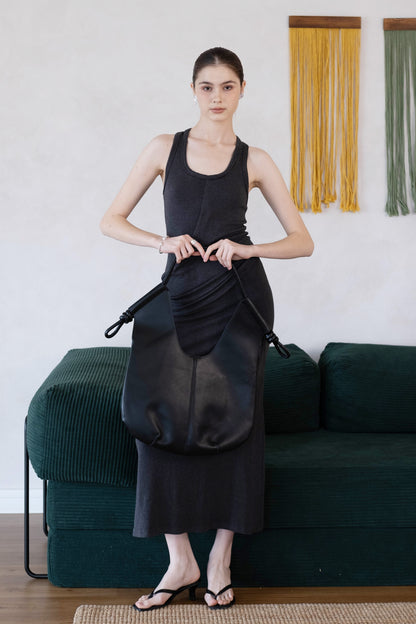 The Véra Essential - Classic Black