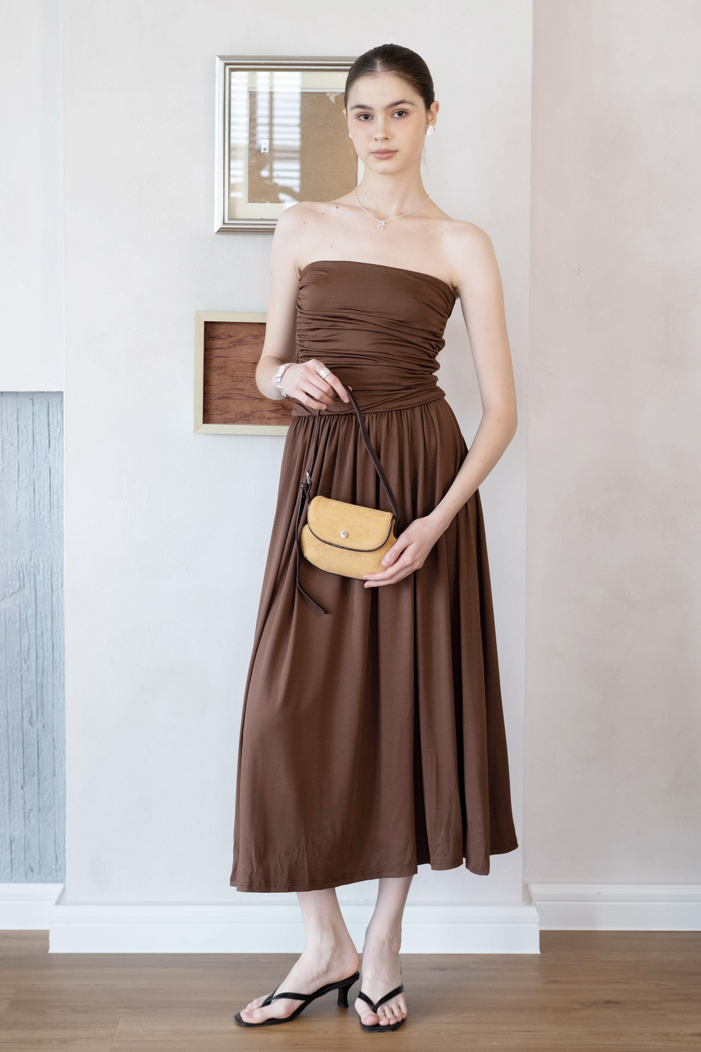 Classic Saddle Underarm Bag - Almond