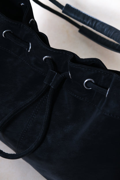 Medium Classic Daily Tote - Classic Black (With Charm)