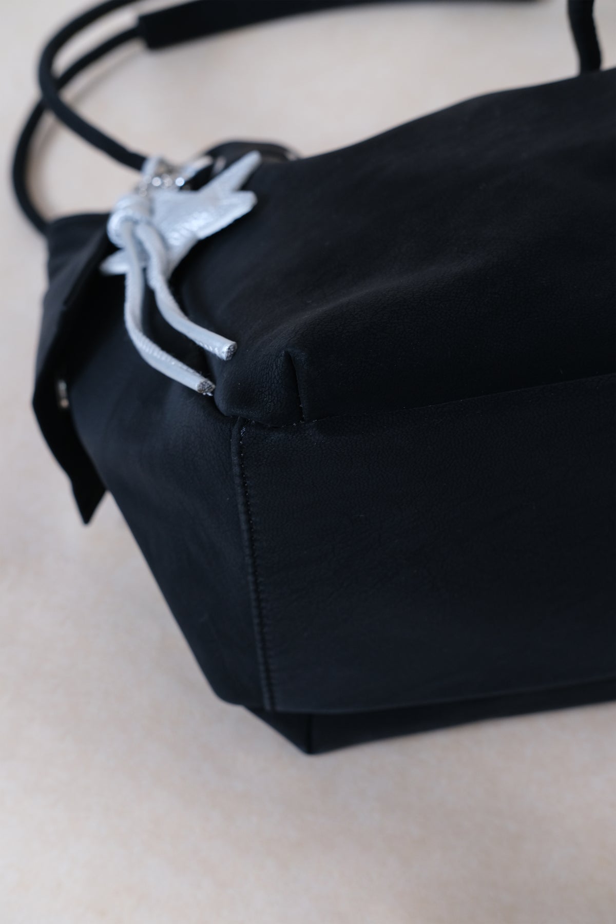 Medium Classic Daily Tote - Classic Black (With Charm)