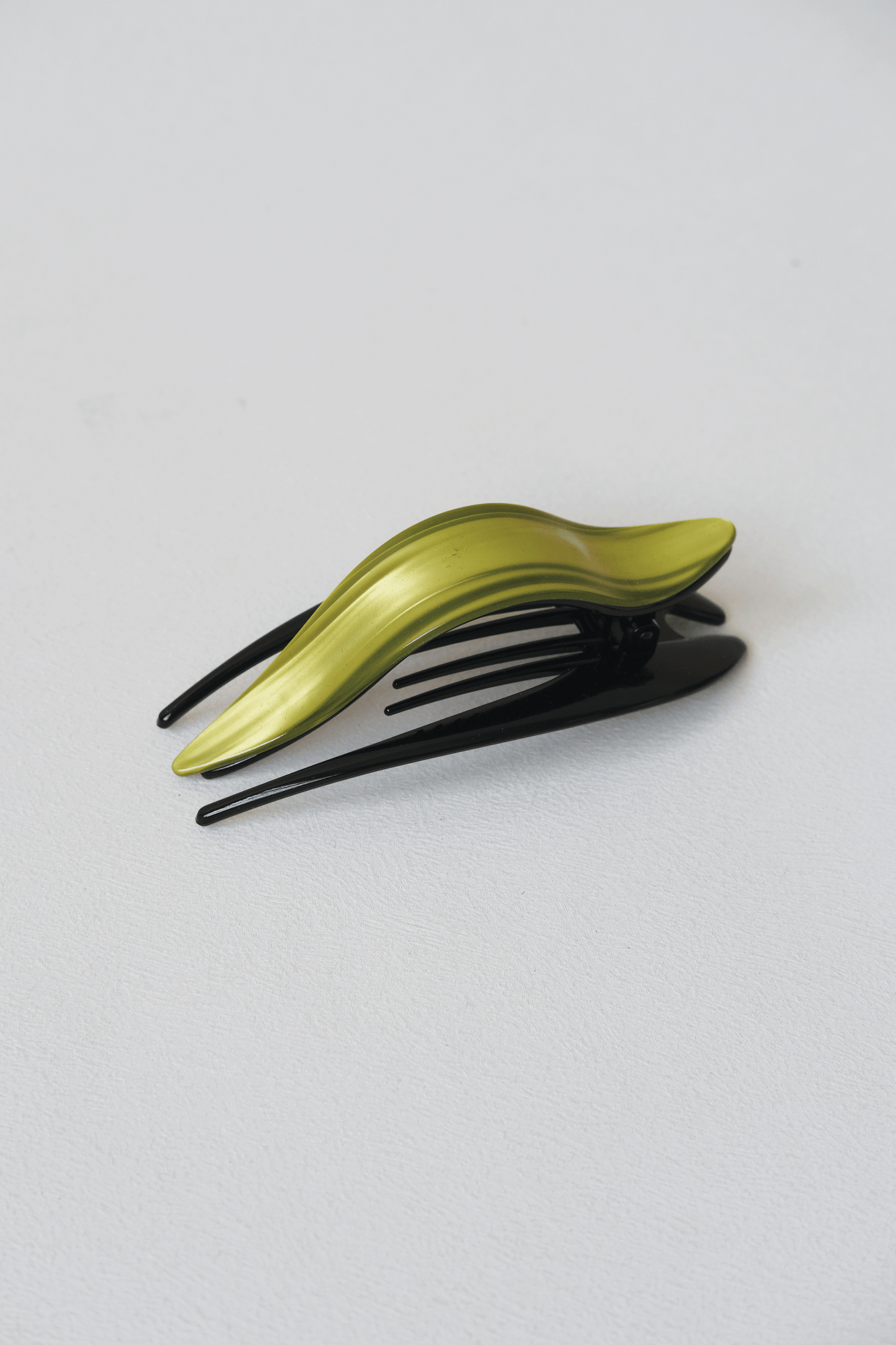 Aurora Acetate Hair Claw - Green