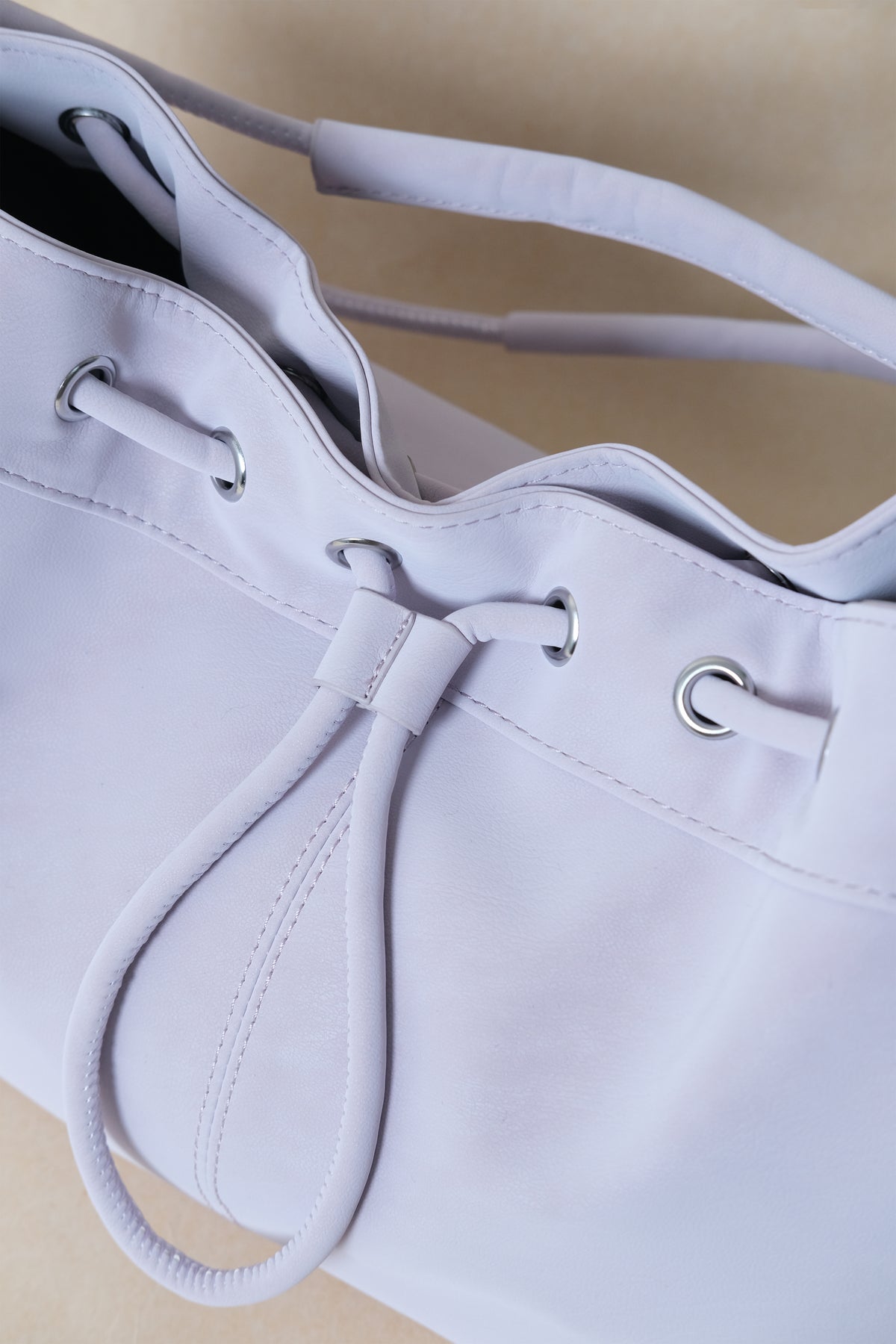 Medium Classic Daily Tote - Light Purple (With Charm)