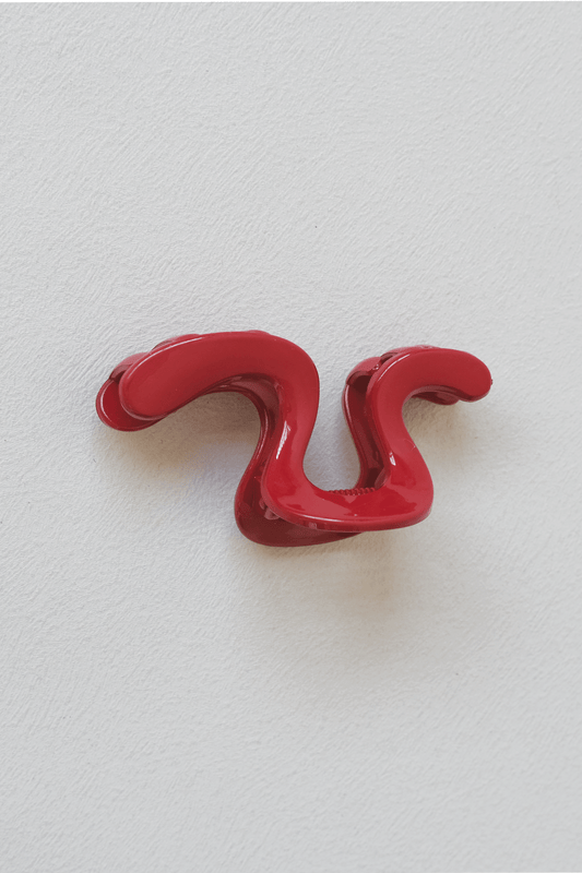 Grande Curve Claw Clip - Red