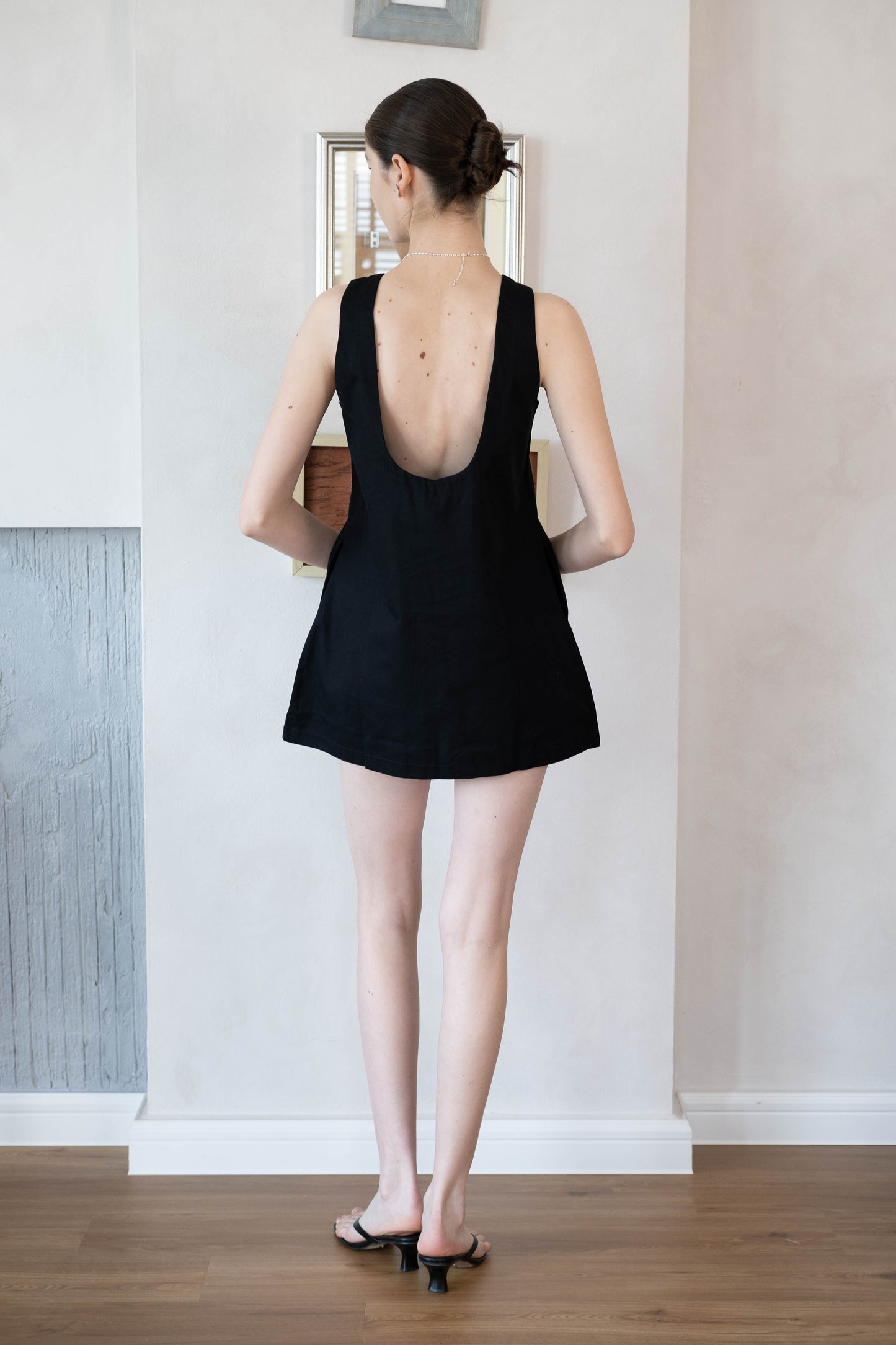 Cotton And Linen Backless Mini Dress In Black
