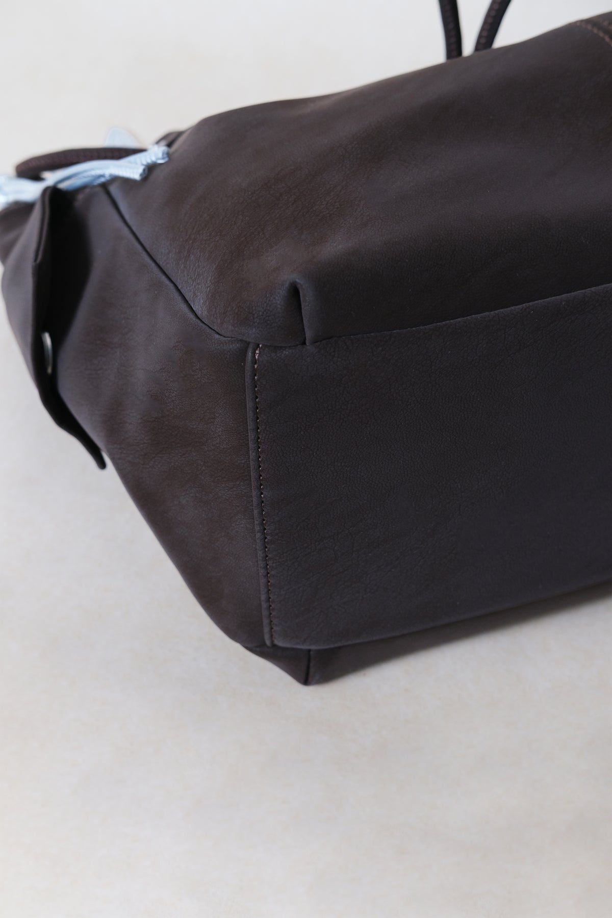 Medium Classic Daily Tote - Coffee (With Charm)