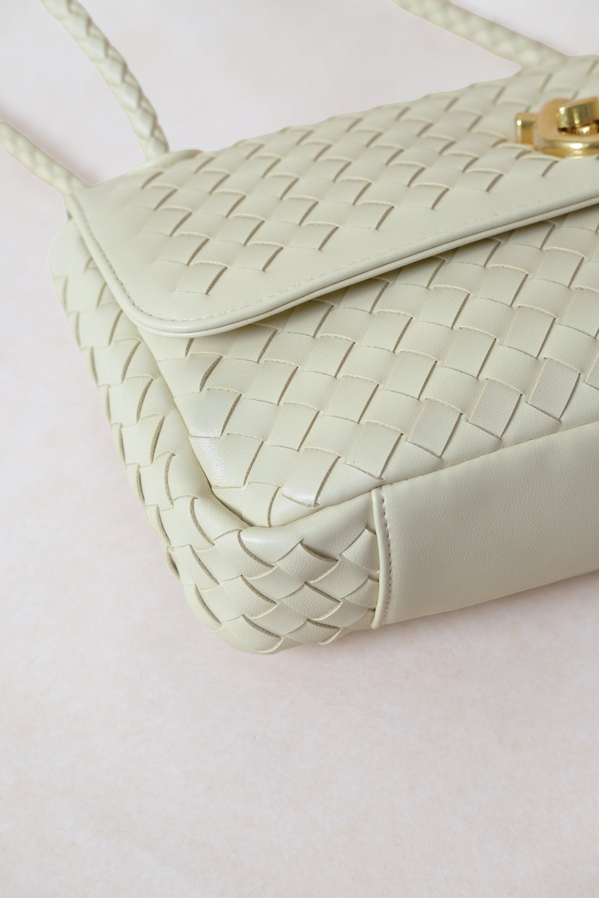 Artisan Linear Flap - Cream Yellow