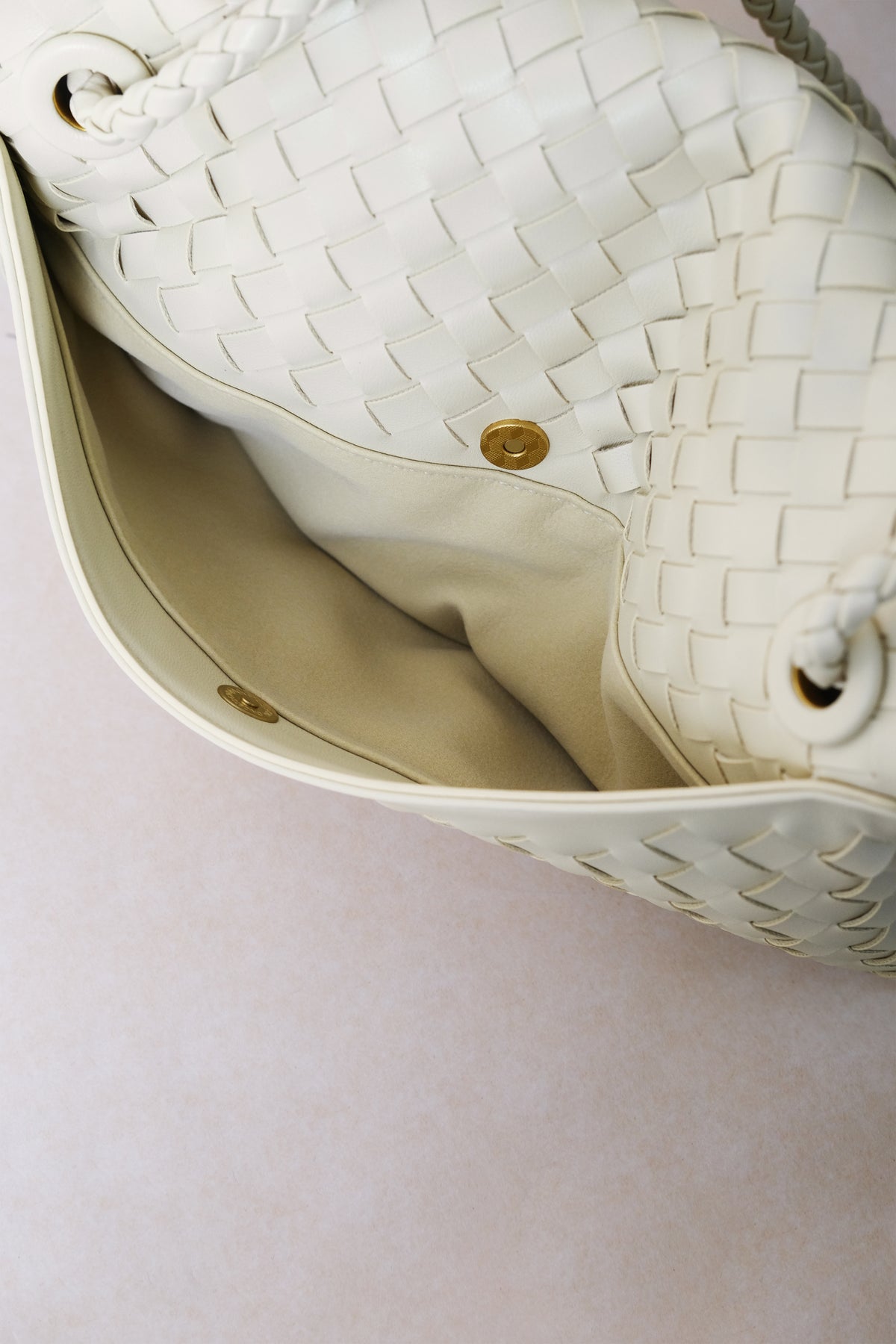 Artisan Linear Flap - Cream Yellow