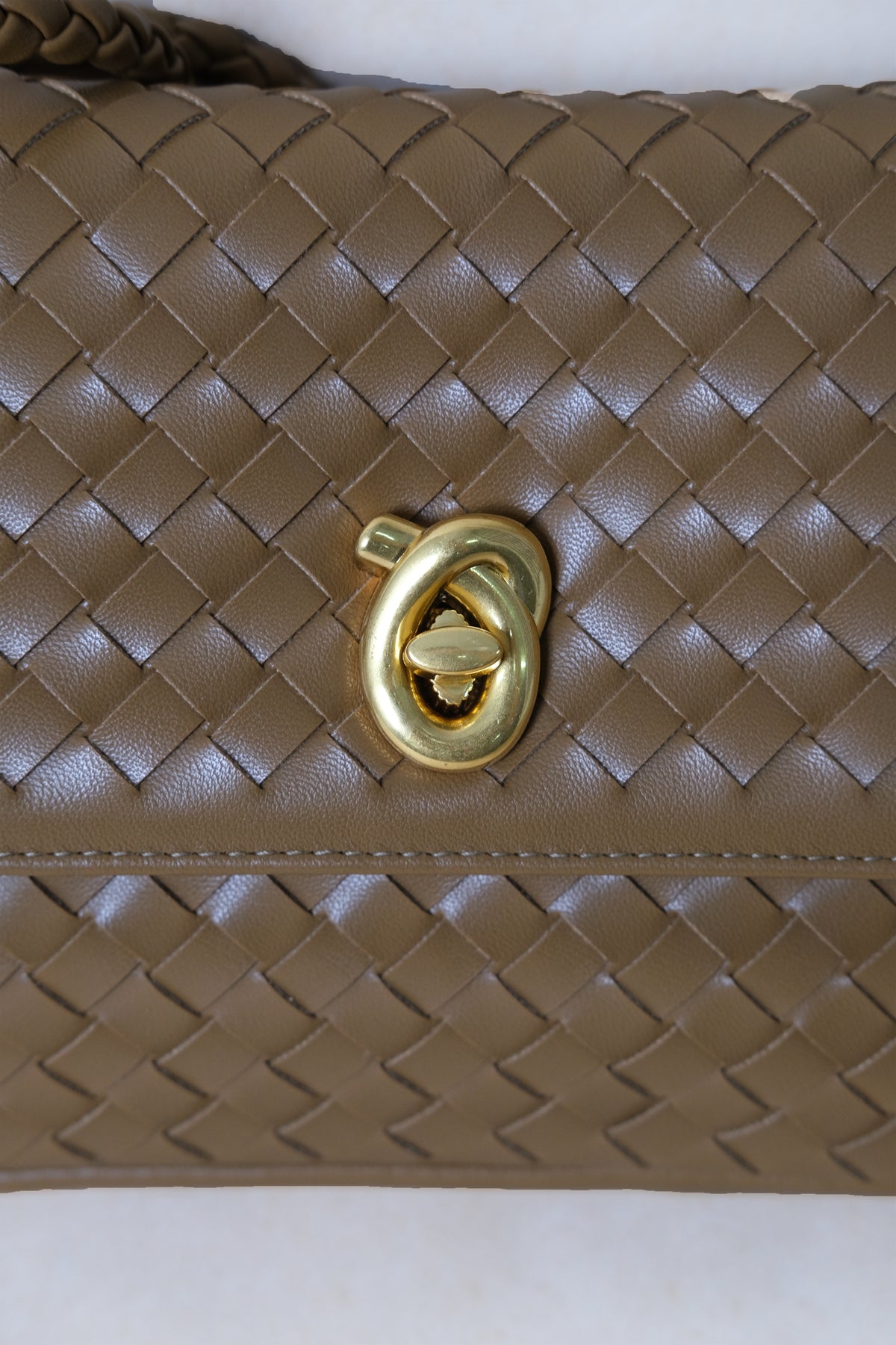 Artisan Linear Flap - Shinny Khaki