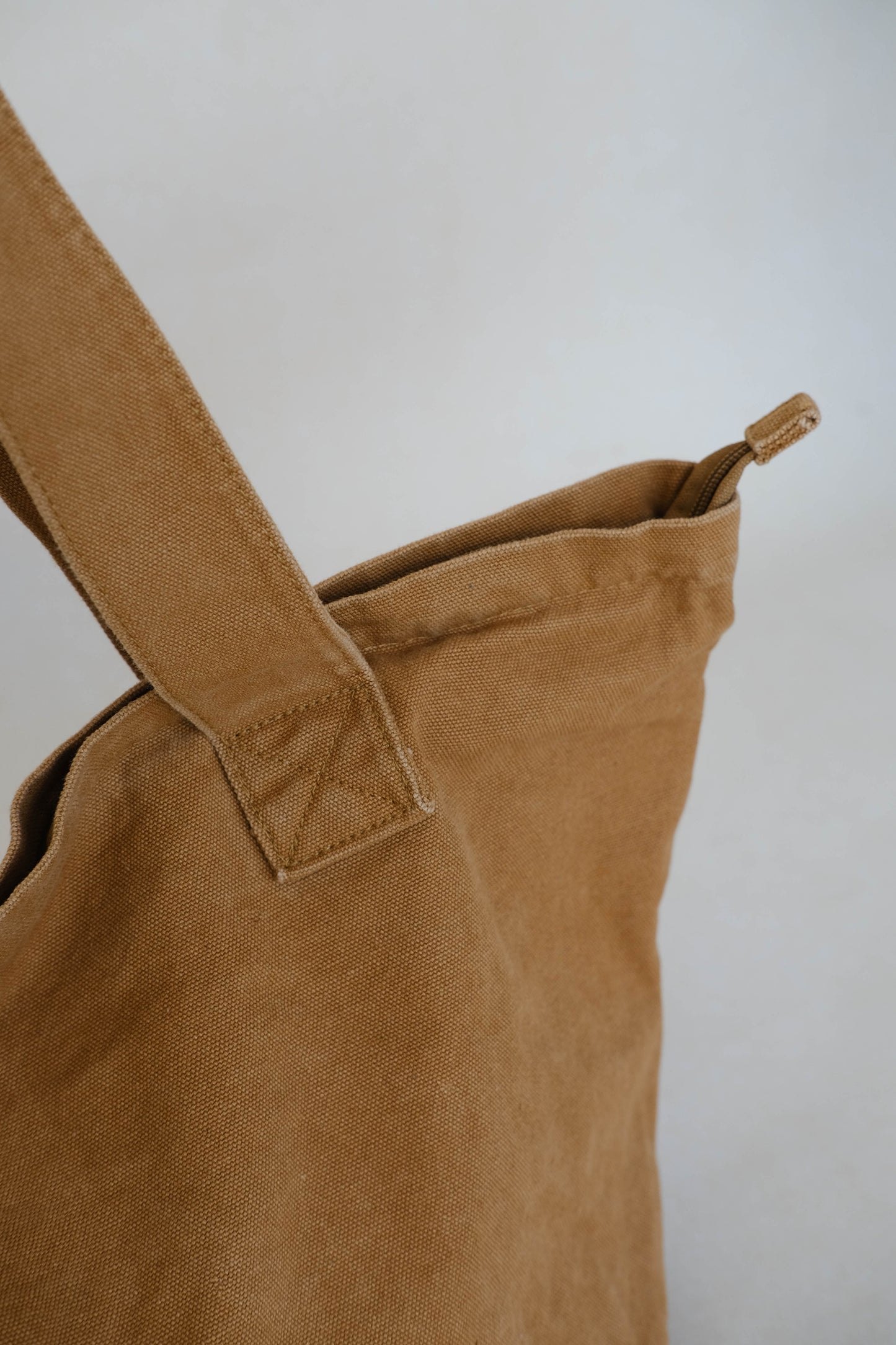 Tote shoulder bag in brown