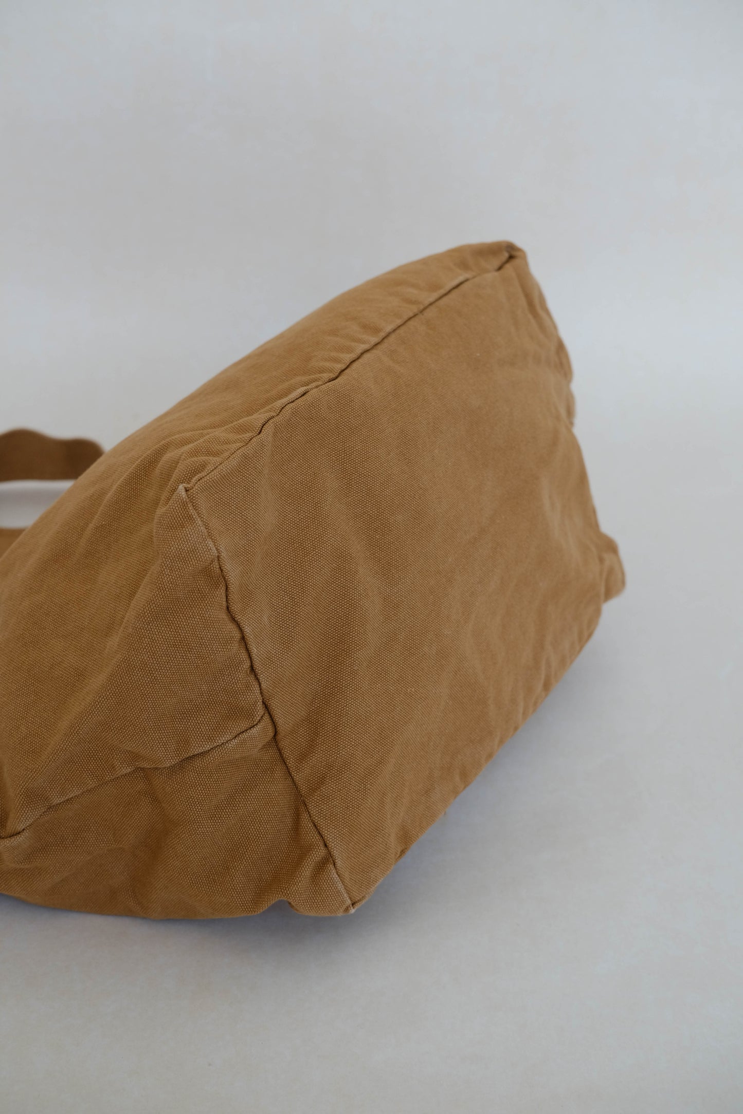 Tote shoulder bag in brown