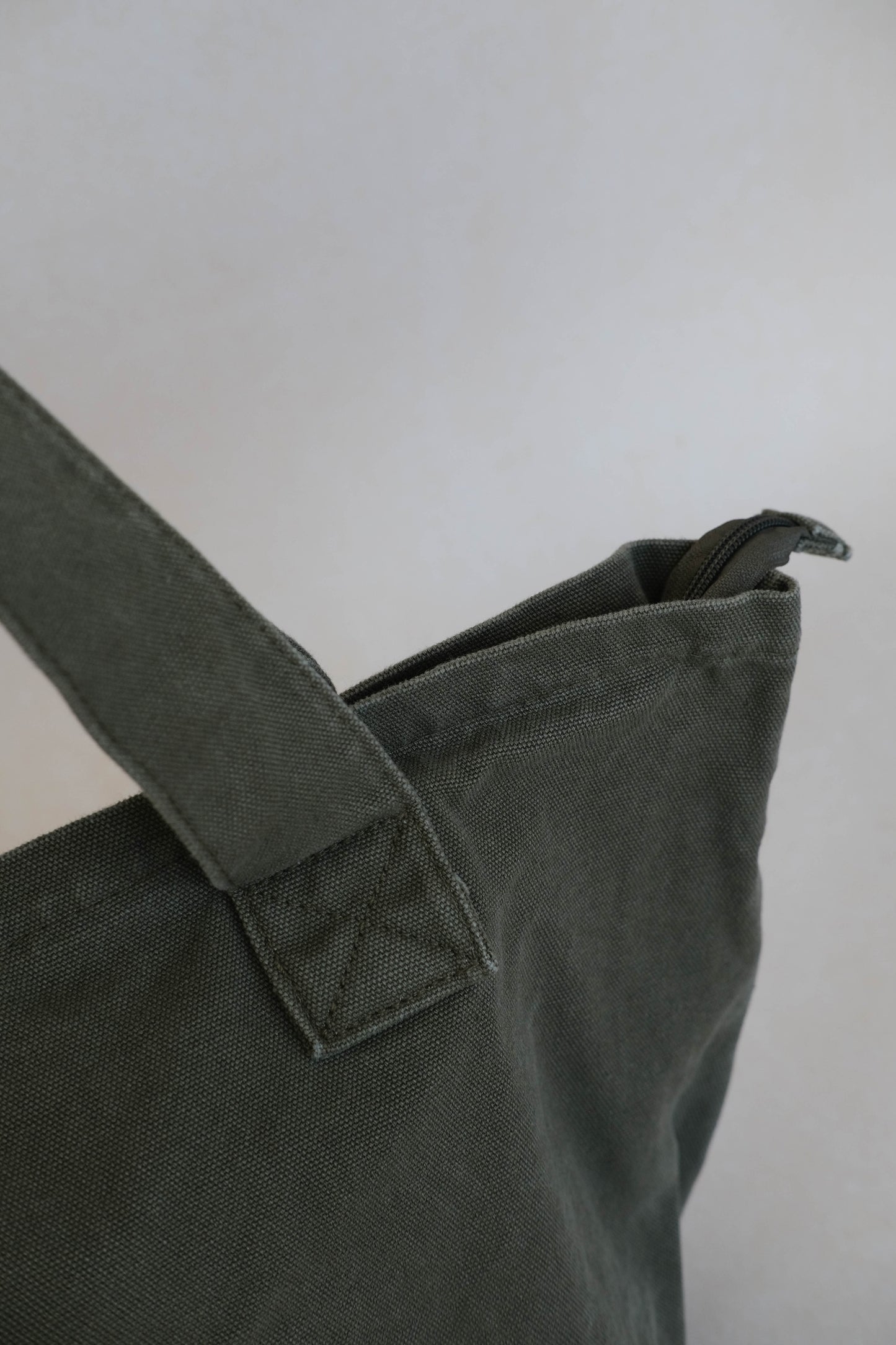 Tote shoulder bag in navy green