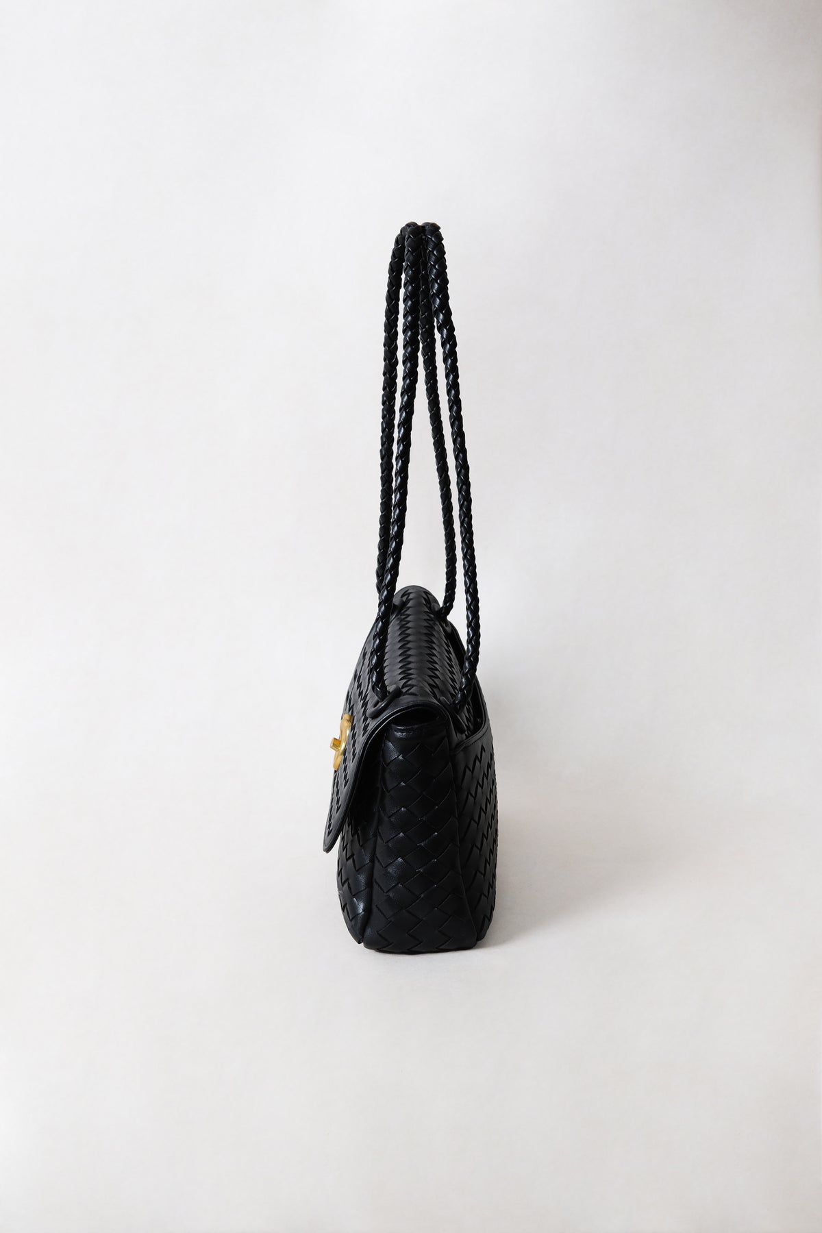 Artisan Linear Flap - Classic Black