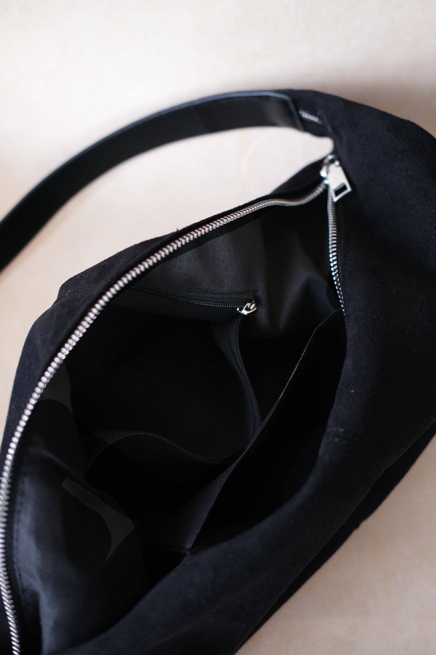 Oversize Dumpling Bag - Classic Black