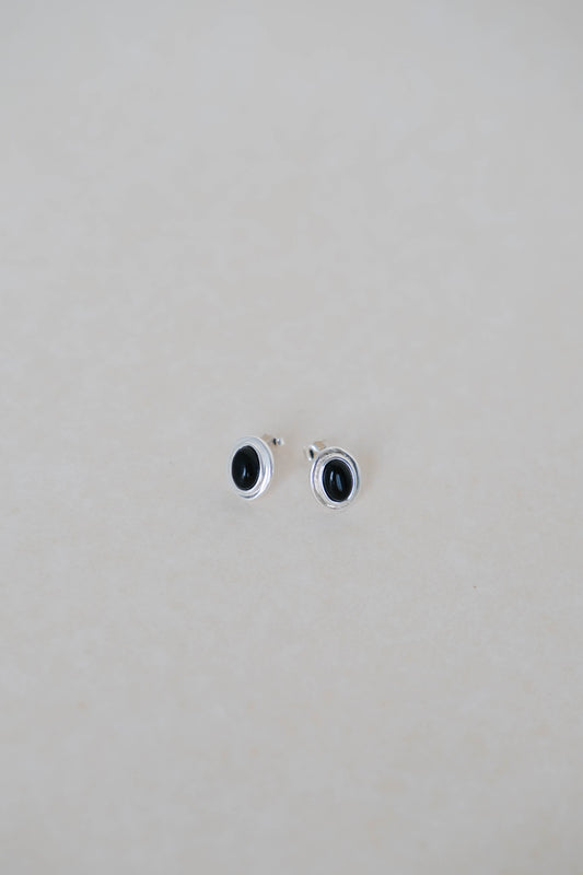 925 Silver oval black onyx stud earrings