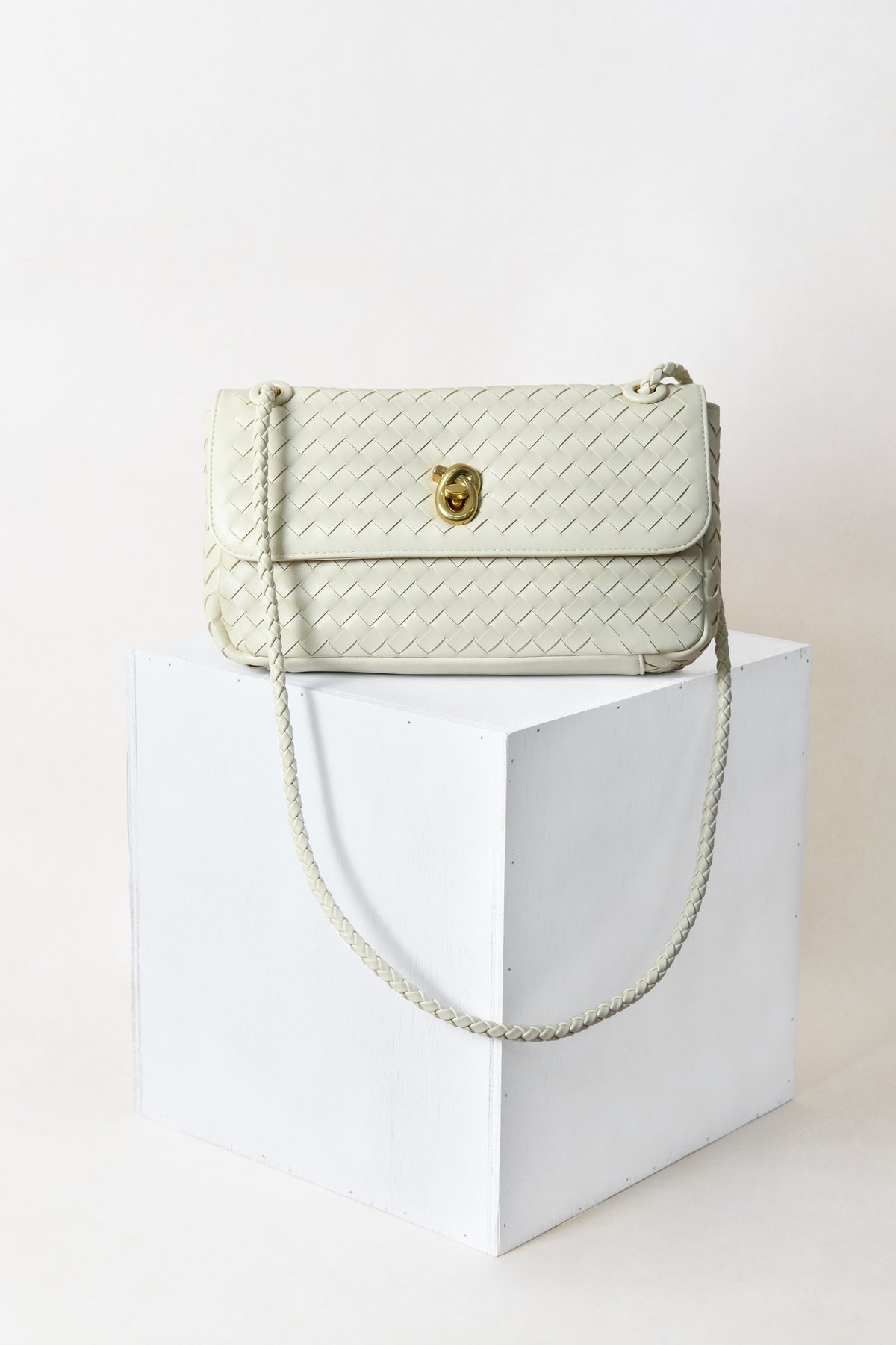 Artisan Linear Flap - Cream Yellow