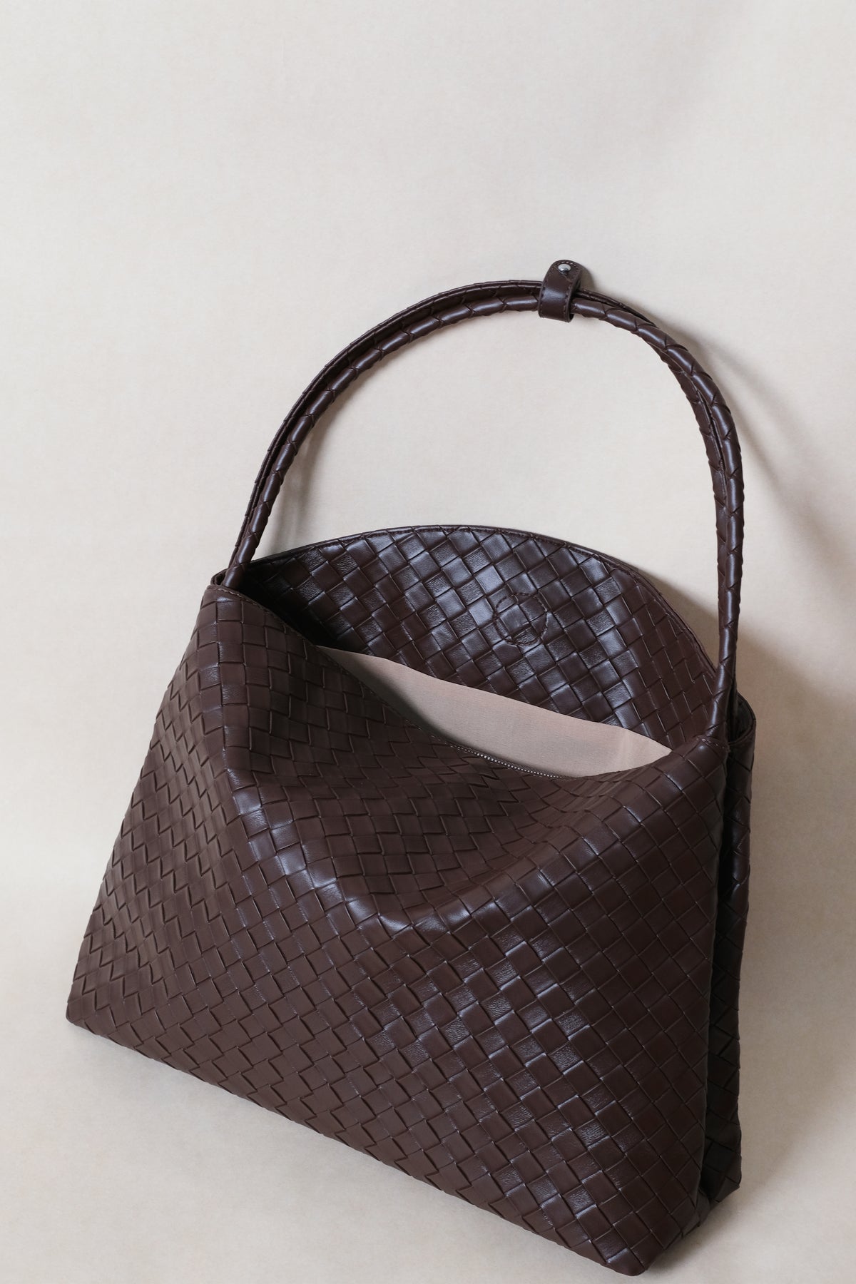 Artisan Élan Shoulder Bag - Coffee