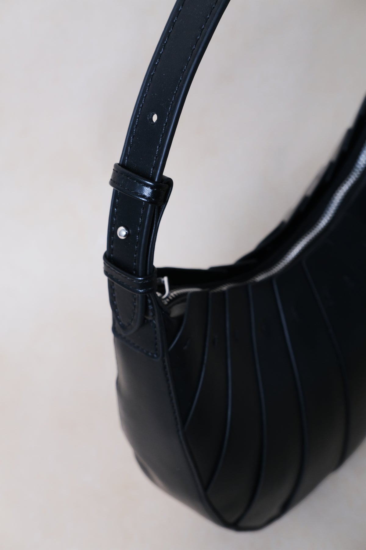 The Modena Slouch - Classic Black