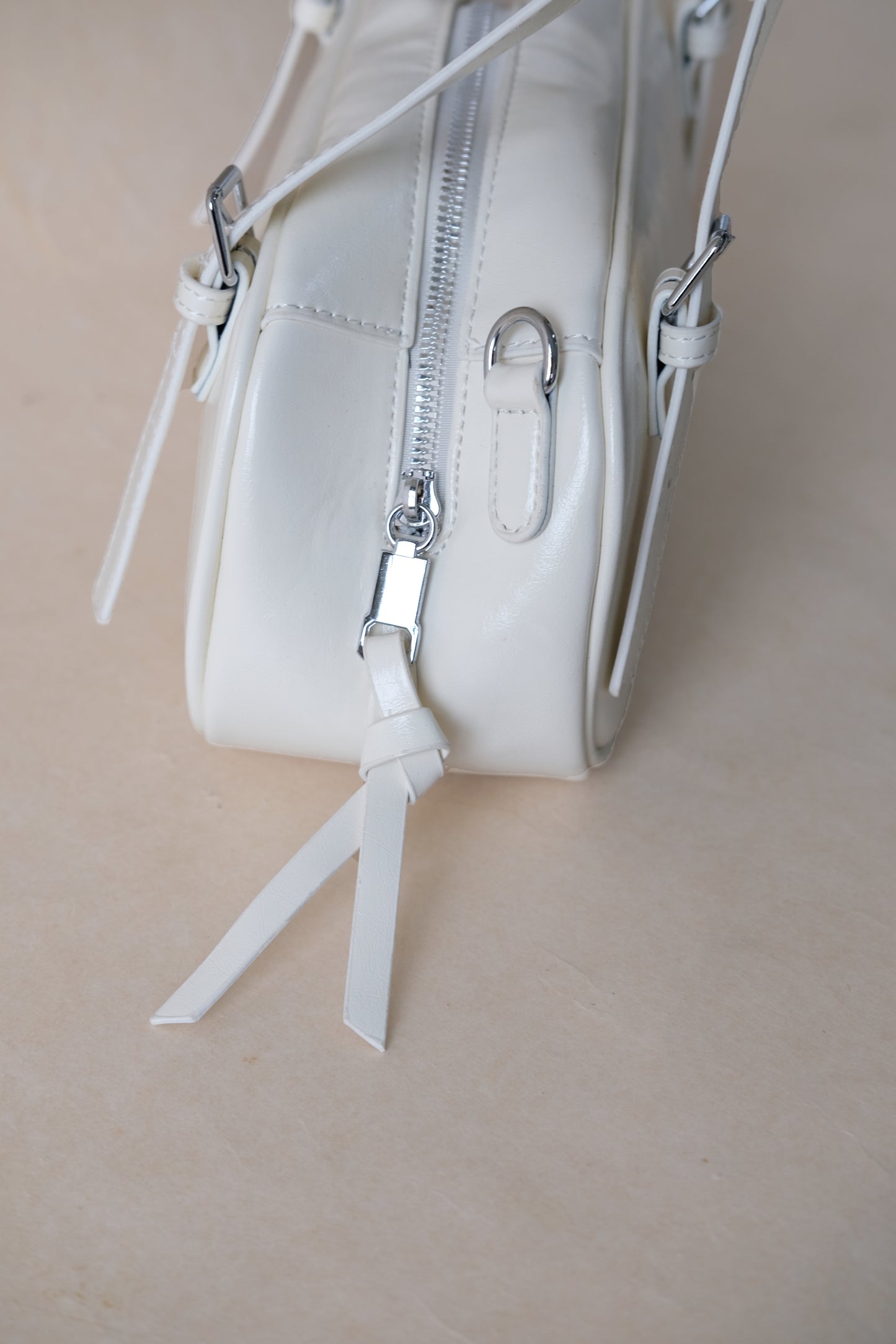 Vintage Baguette Shoulder Bag - Cream White