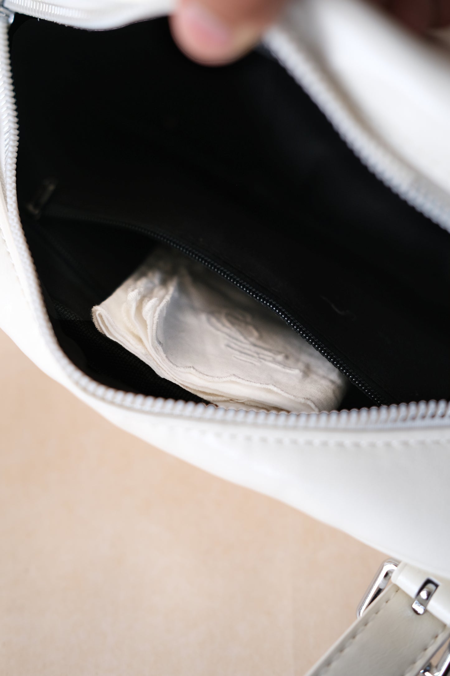 Vintage Baguette Shoulder Bag - Cream White