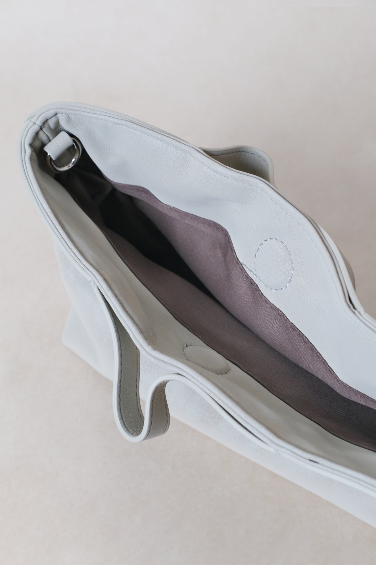 Artisan Belle Carryall - Light Grey