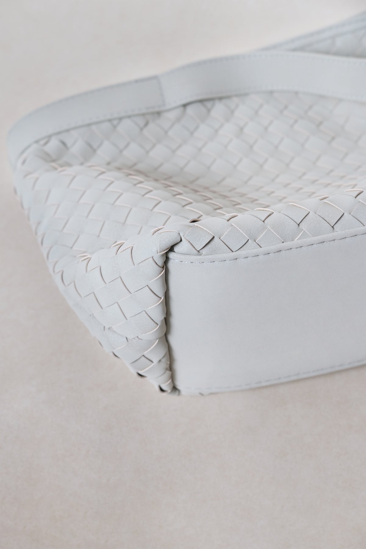 Artisan Belle Carryall - Light Grey