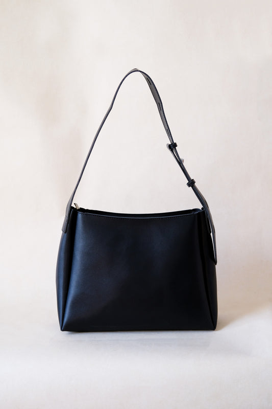 The Elara Tote - Classic Black