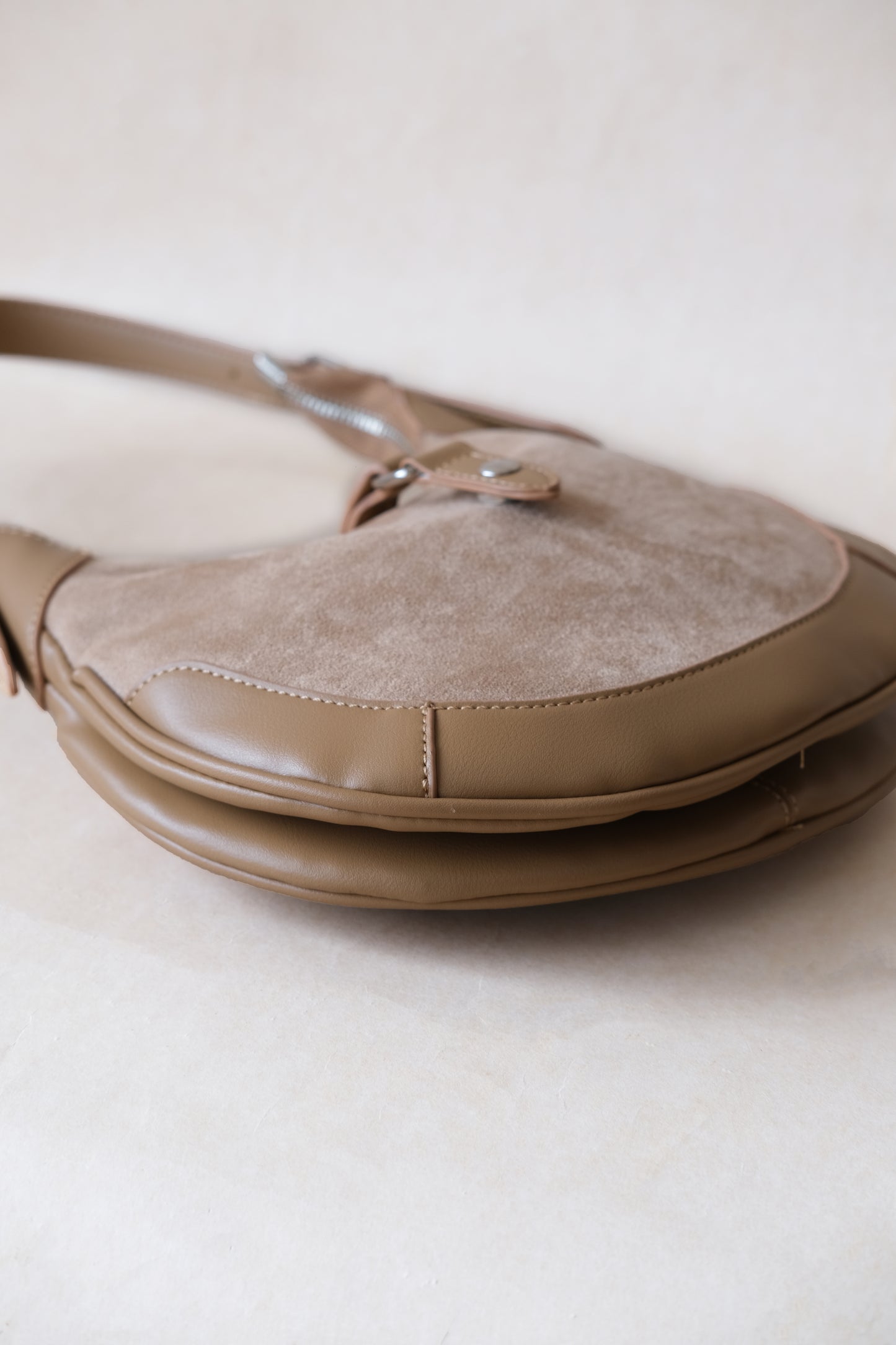 Classic Velvet Saddle Handbag - Khaki