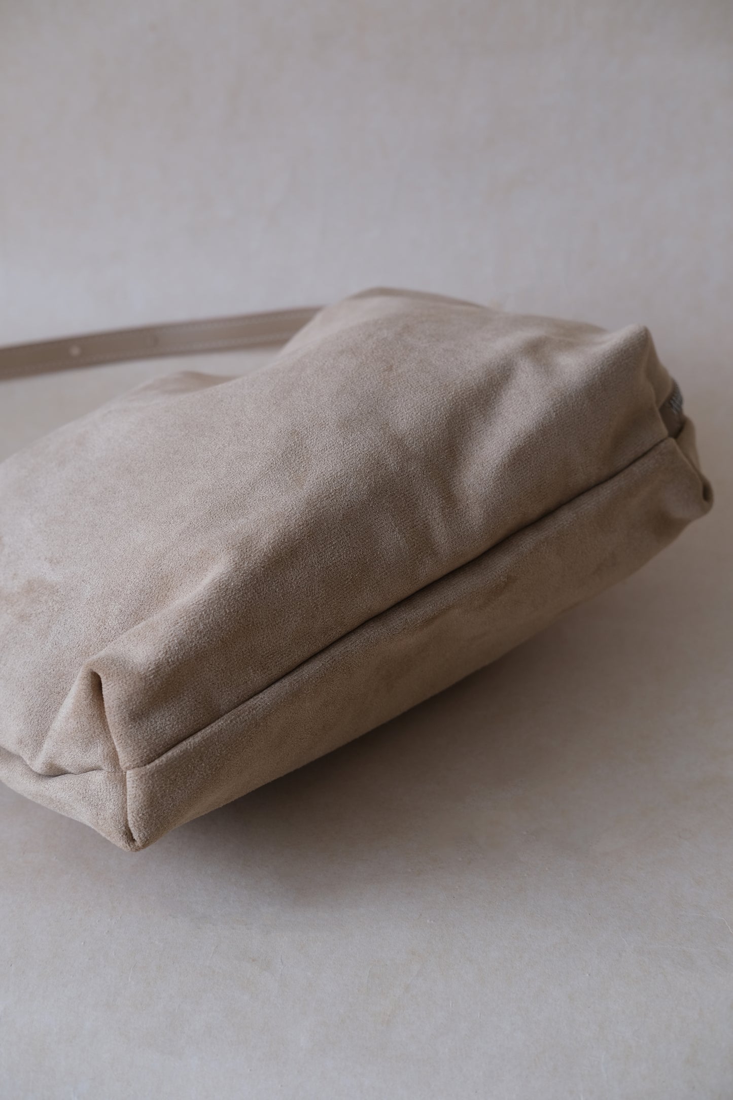 Classic Ruched Bag - Almond