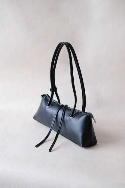 The Élise Baguette - Classic Black