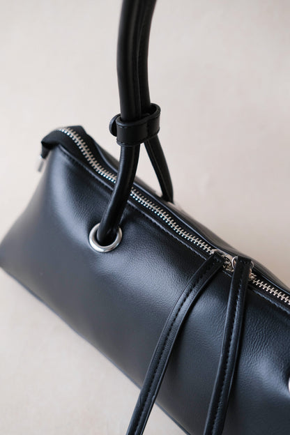 The Élise Baguette - Classic Black