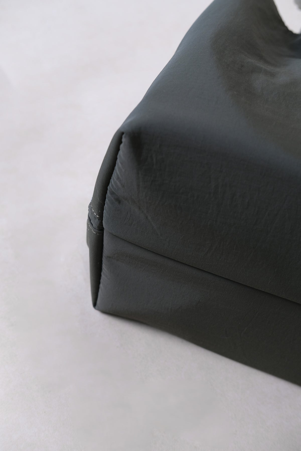 Classic Flow Vegan Leather Tote - Navy Green (With Charm)