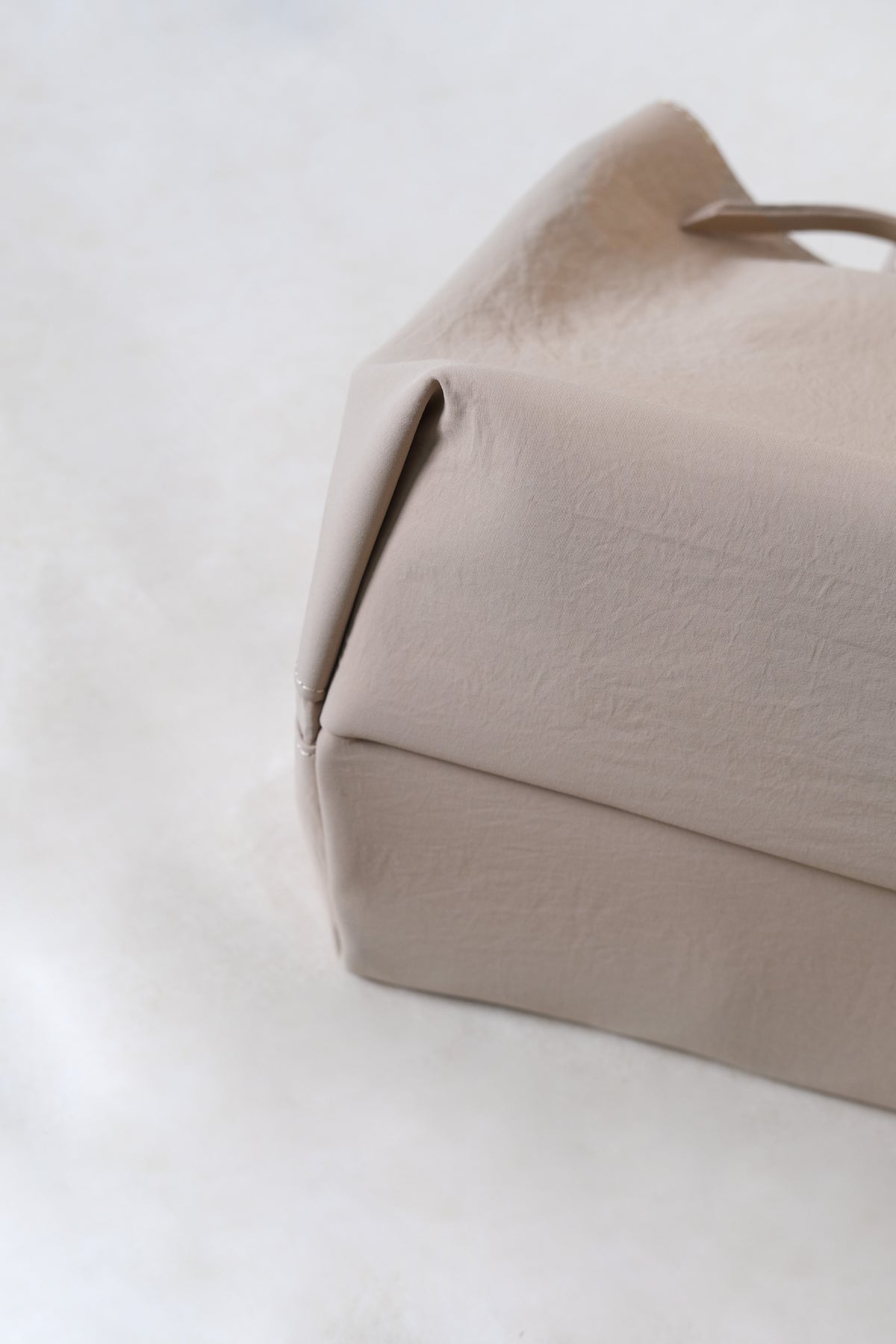 Classic Flow Vegan Leather Tote - Latte + Yellow (With Charm)