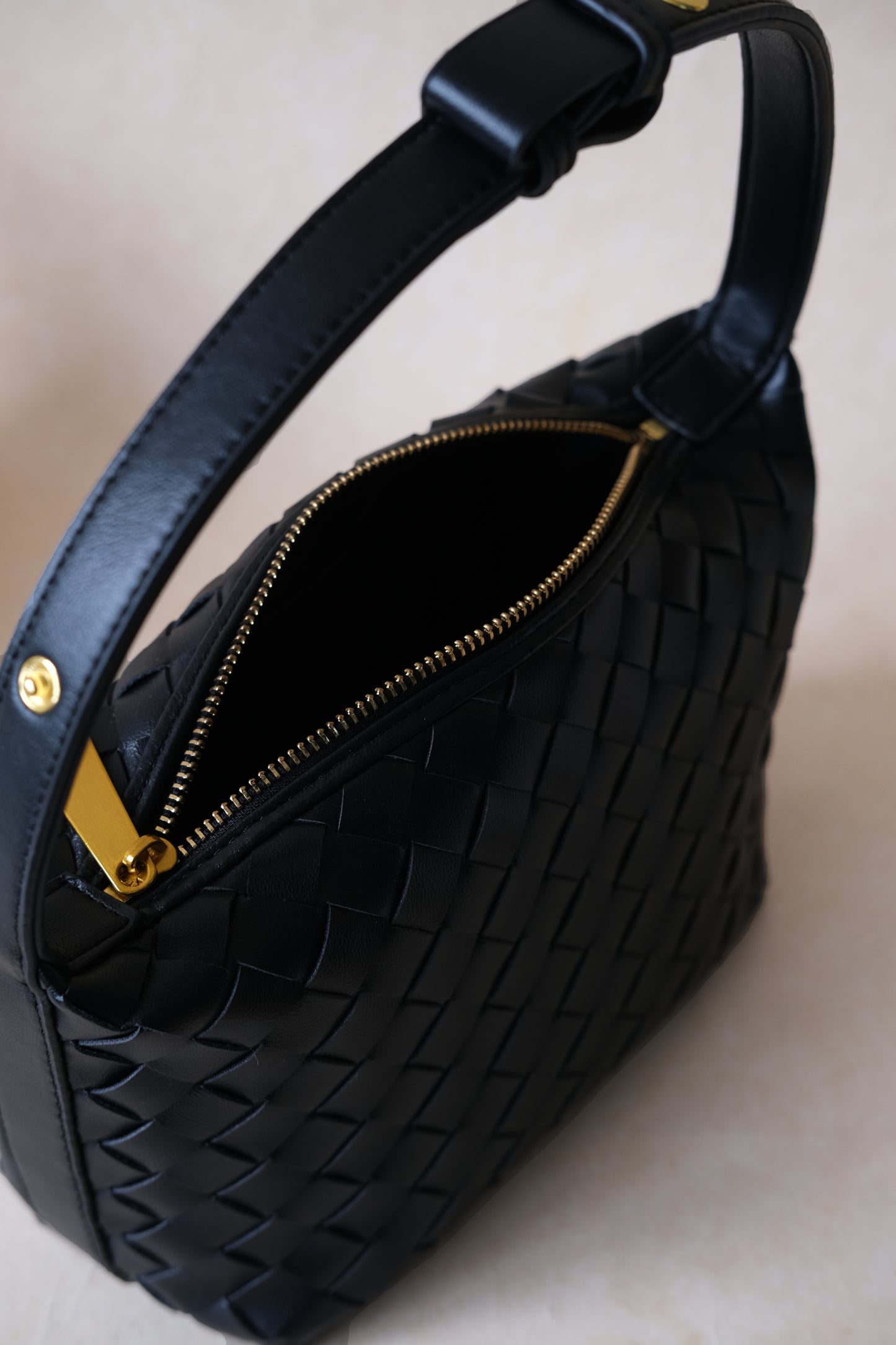 The Artisan Bag - Shiny Black