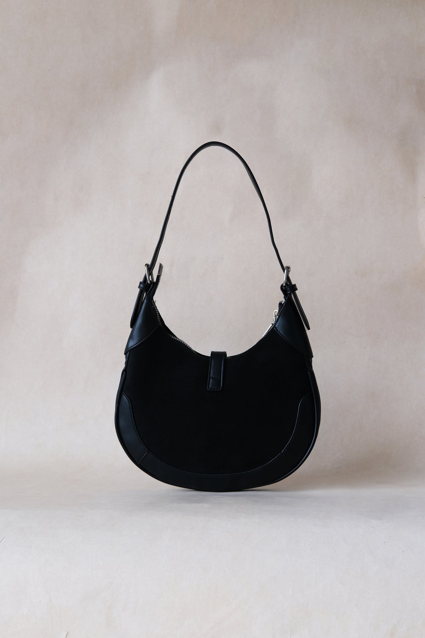 Classic Velvet Saddle Handbag - Classic Black