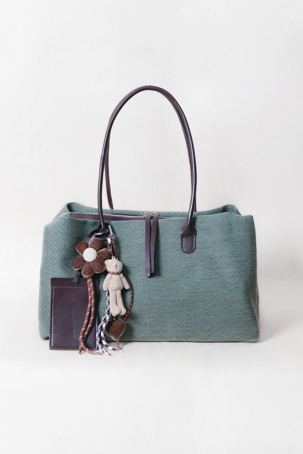 Classic Flow Everyday Canvas Tote - Green (With Charm)
