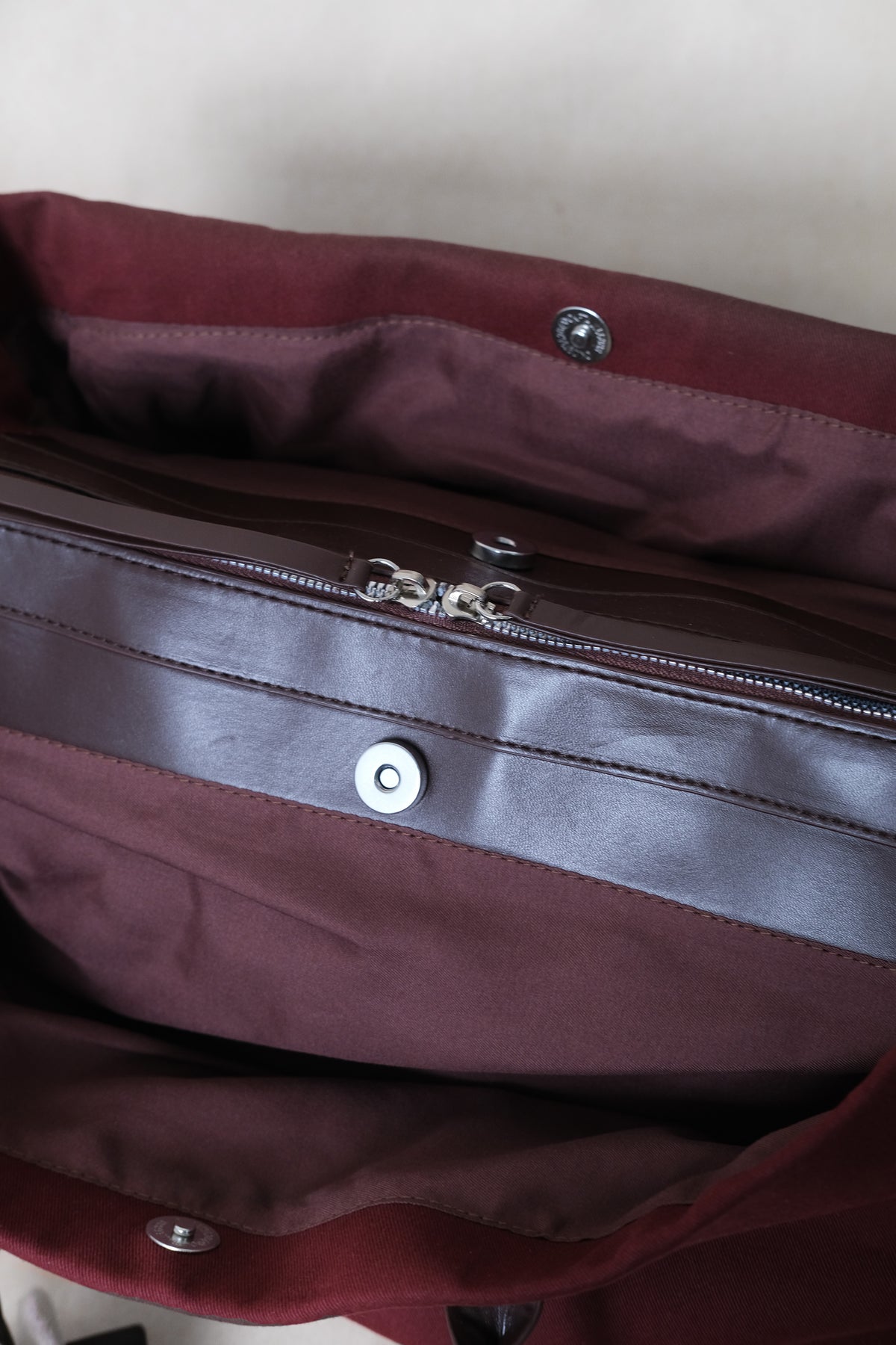 Classic Flow Everyday Canvas Tote - Wine Red (With Charm)