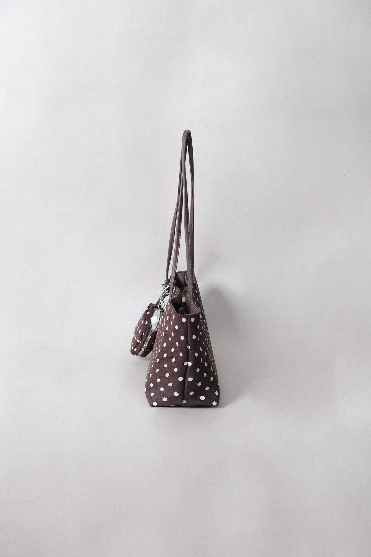 Classic Avenue Tote - Dottie (With Charm)