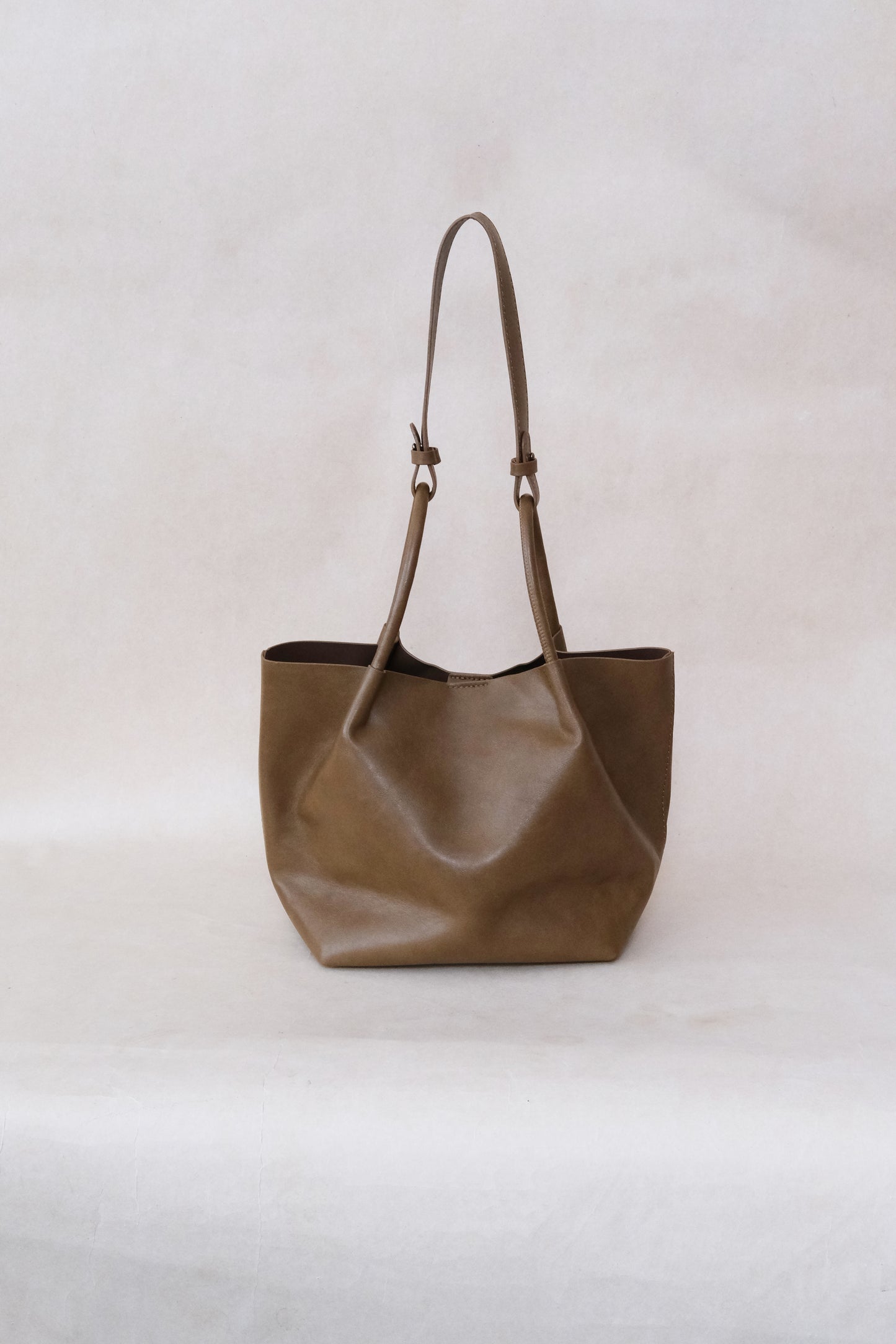 Claudine Basket Bag - Brown