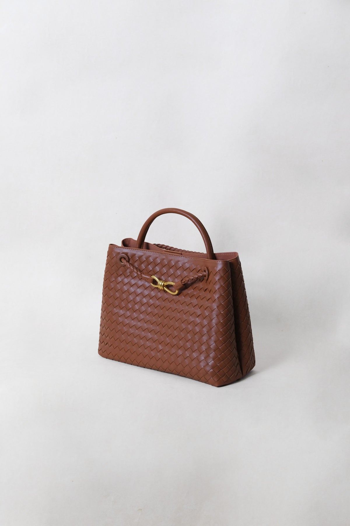 Large Artisan Grace Tote - Shinny Chestnut