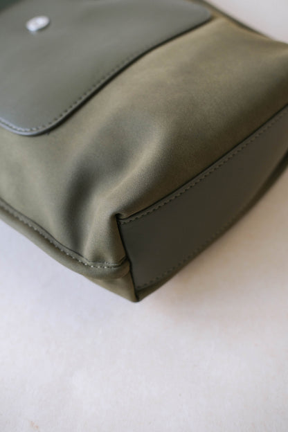 The Chérie Bucket Bag - Navy Green