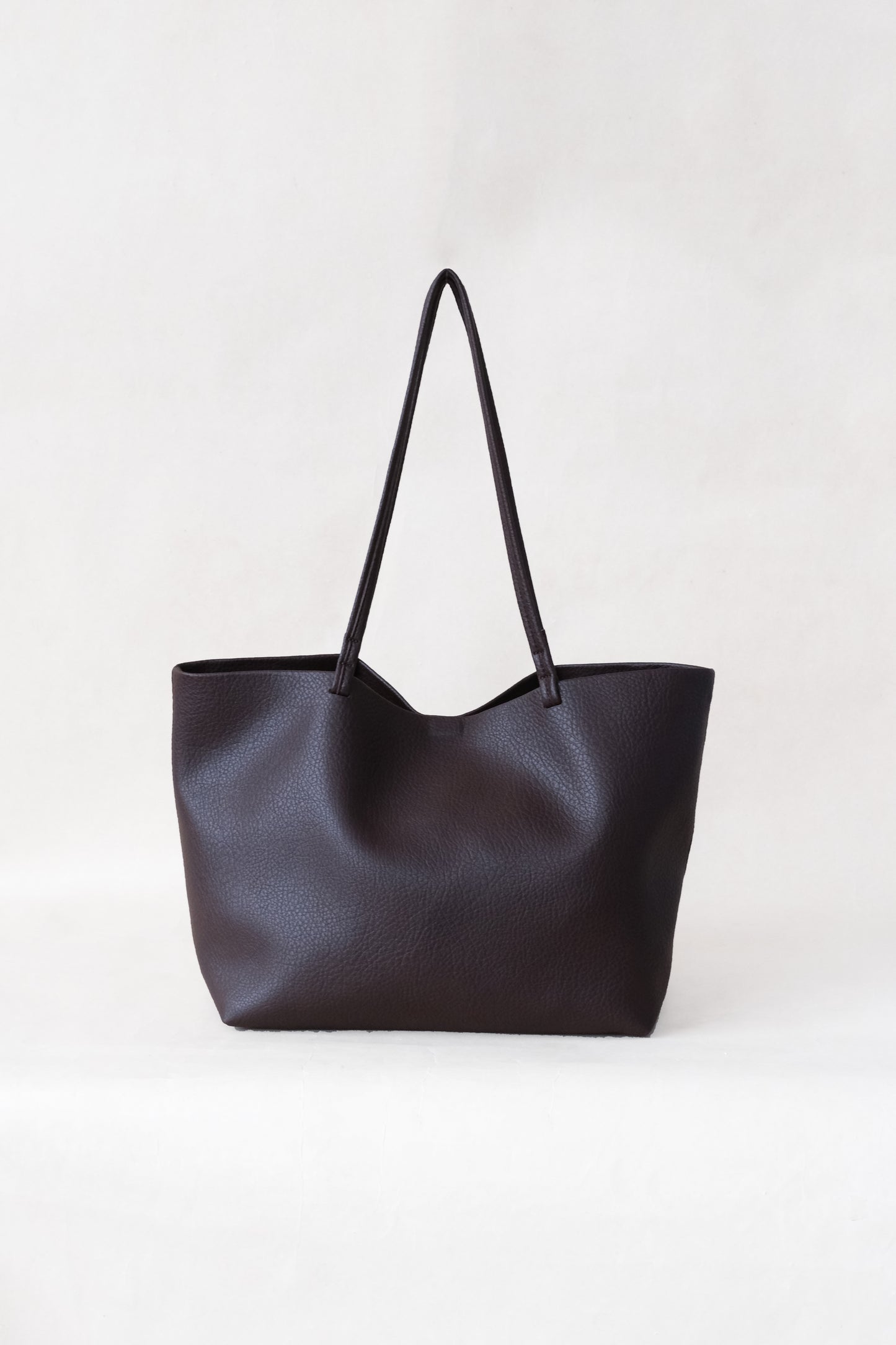 Ara Luxe Shoulder Tote - Coffee