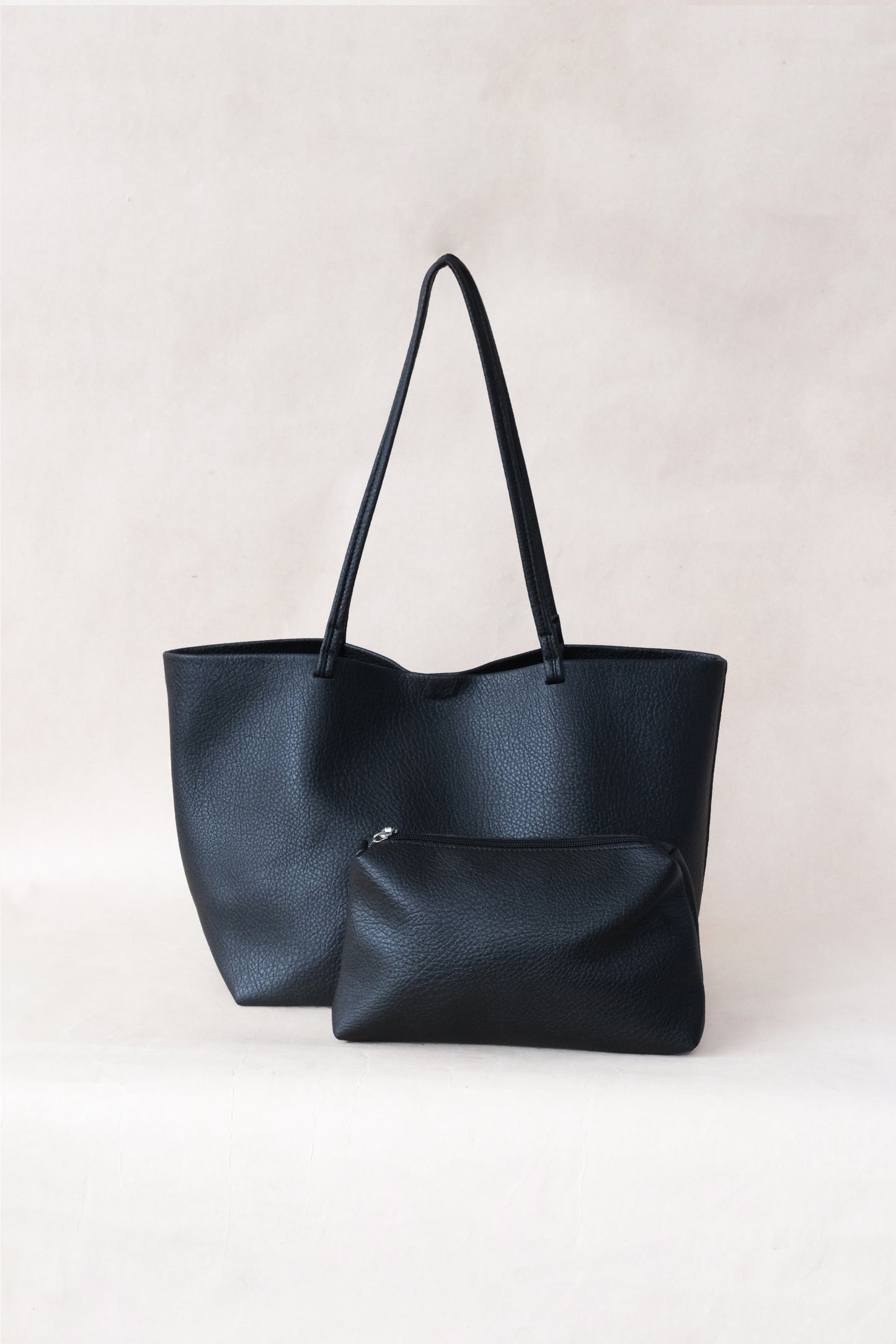 Ara Luxe Shoulder Tote - Classic Black