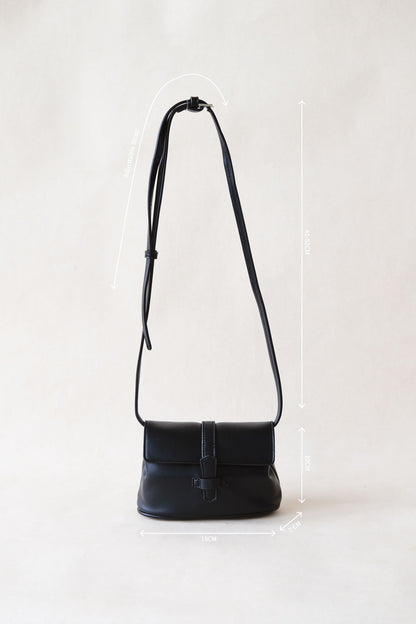 The Nari Box Bag - Classic Black