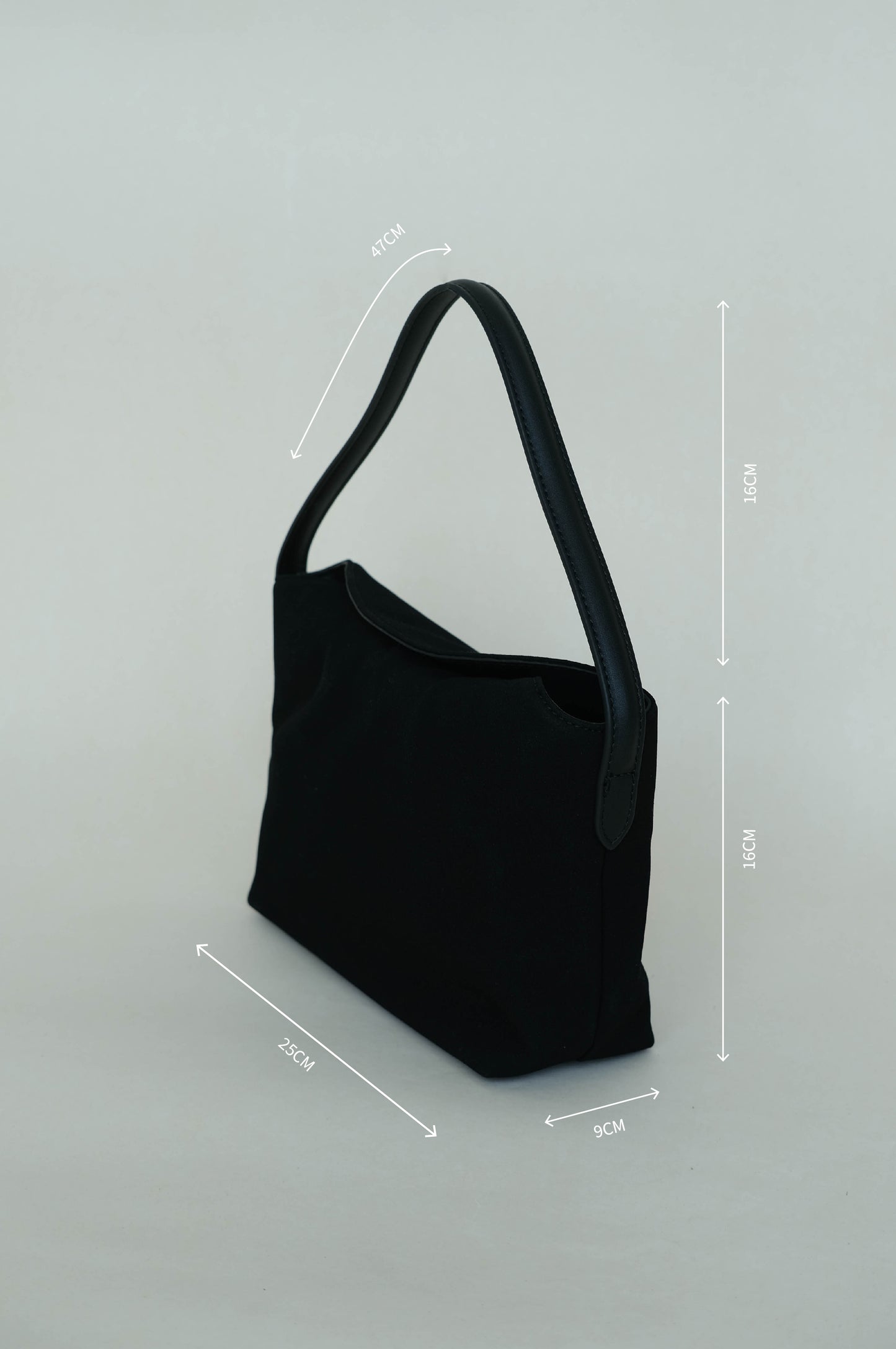 Matte finish single-strap shoulder bag in classic black