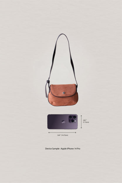 Classic Saddle Underarm Bag - Chestnut