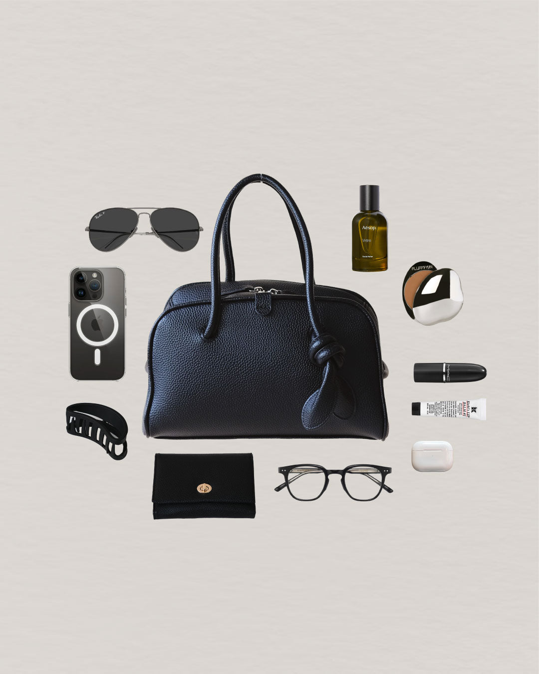 The Léonie Boston Bag - Classic Black